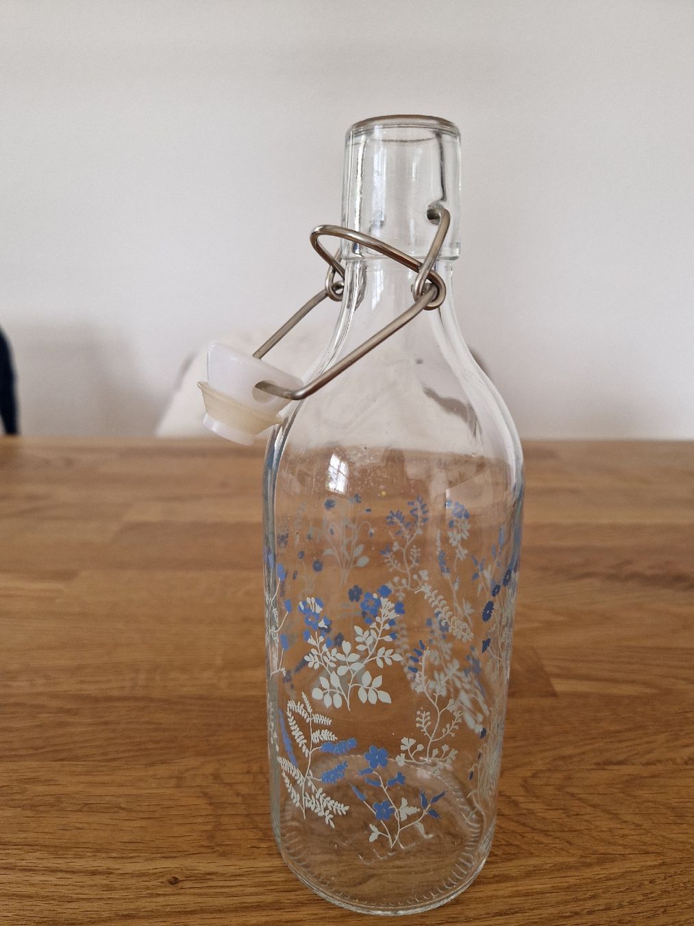 Ikea Apparecchiature e tecnologia a gas: Glasflasche mit Blumenmuster, IKEA – Nuovo (secondo la descrizione) da Kulmerau venduto da Doene7