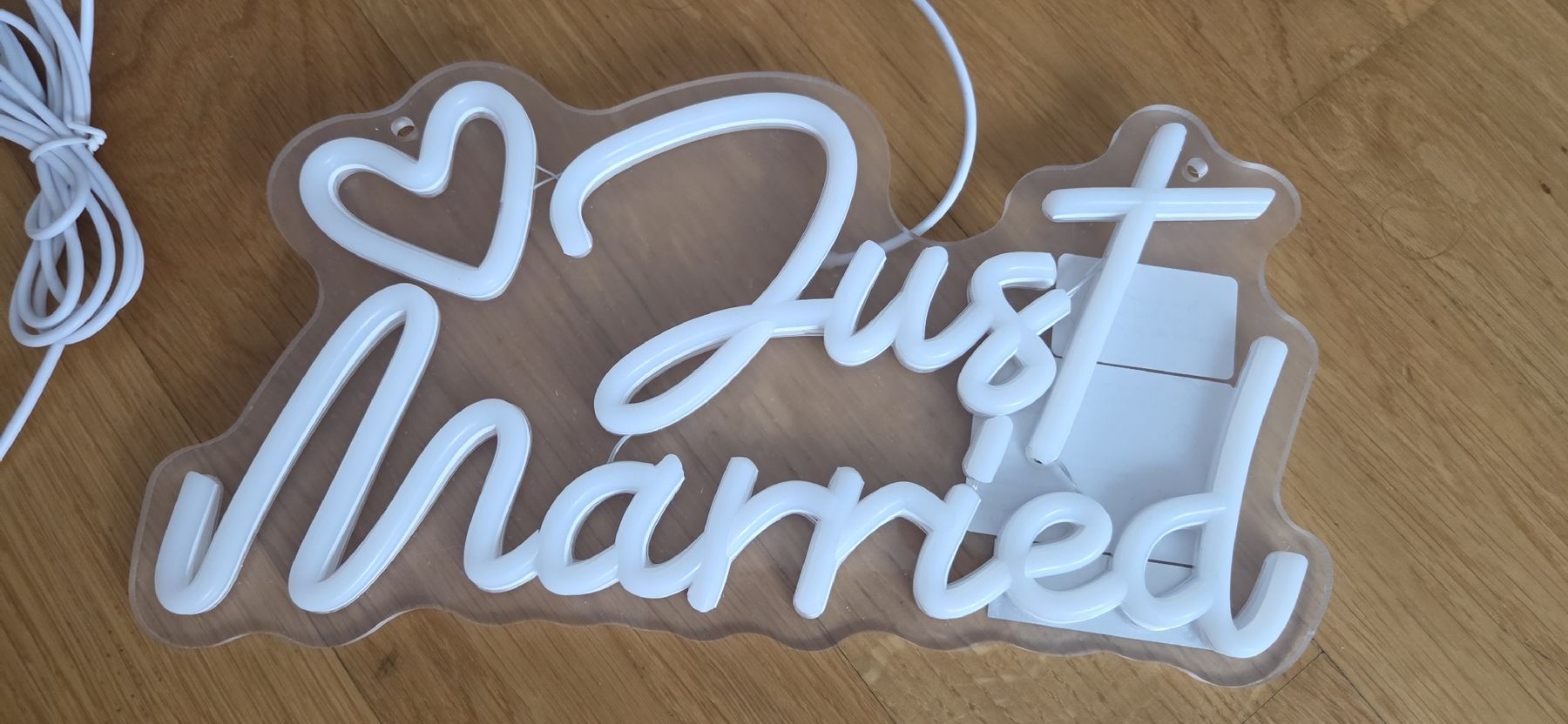 Tutte le decorazioni: LED Schild Just Married, NEU – Nuovo e nell'imballaggio originale da Wangen ZH venduto da Benihas 1