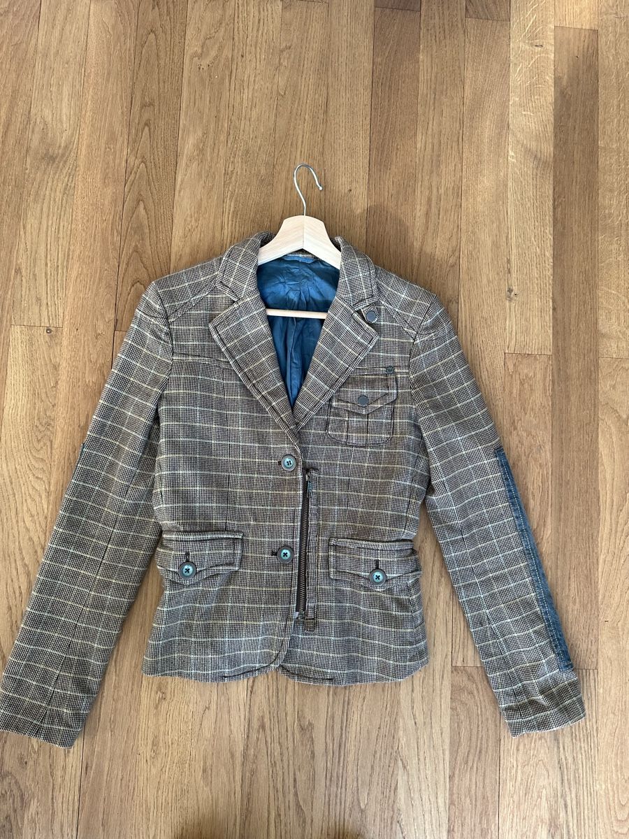 Jacken: Tolles Design, wunderschöne Jacke, ca. Grösse S – Gebraucht aus Bern von fluffy07 1