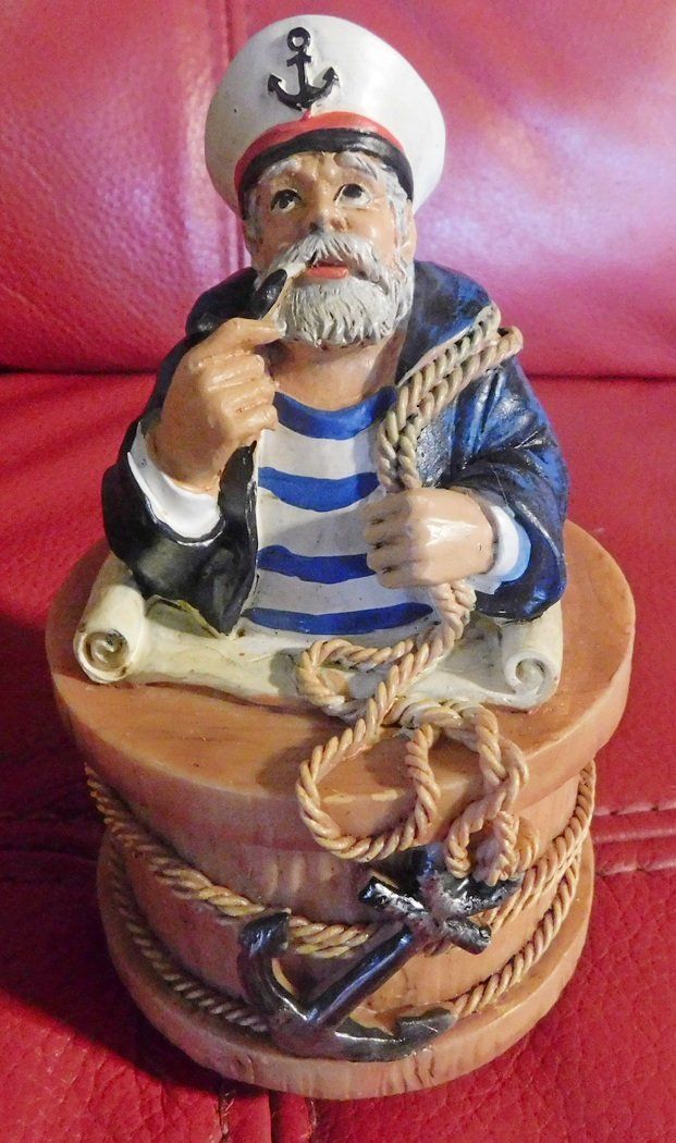 Spieldosen: Spieldose, Seemann, D 9 cm, H 15 cm – Gebraucht aus Villnachern von Niggo0