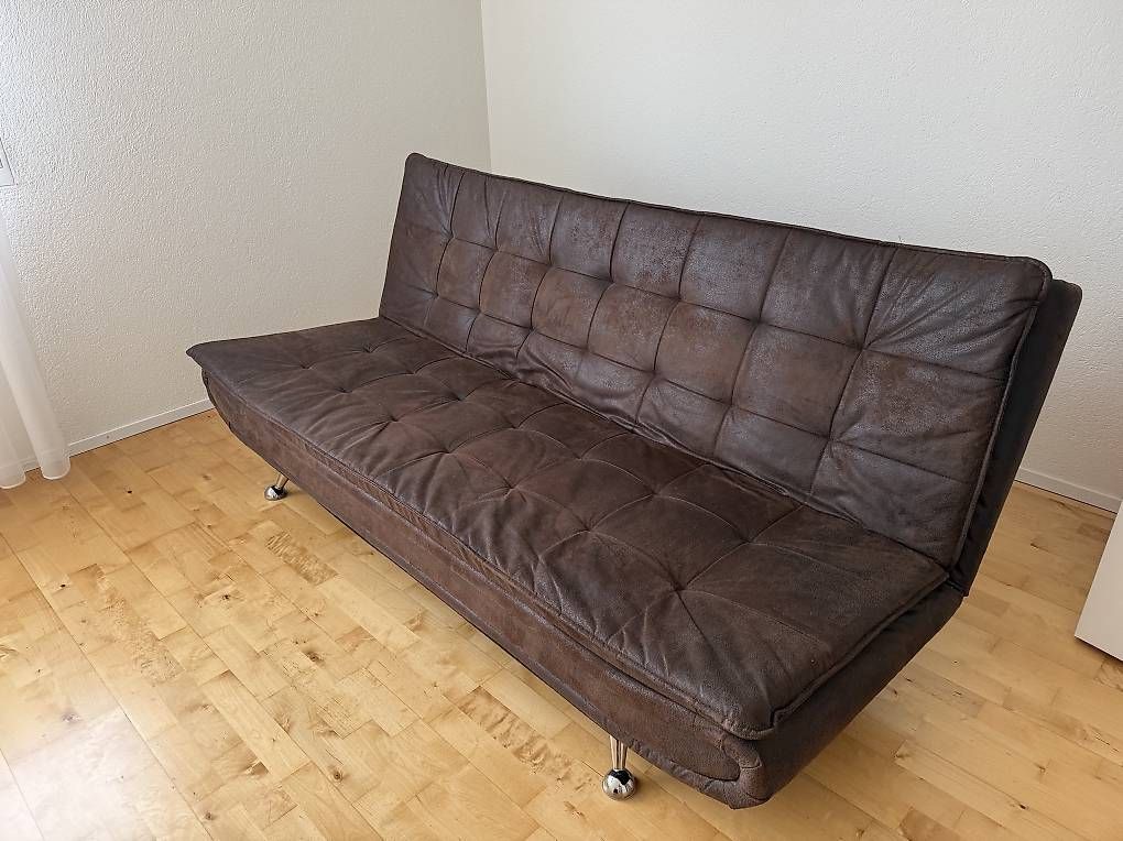 Divani: Schlafsofa in Braun - guter Zustand – Usato da Cham venduto da CBirinci 1