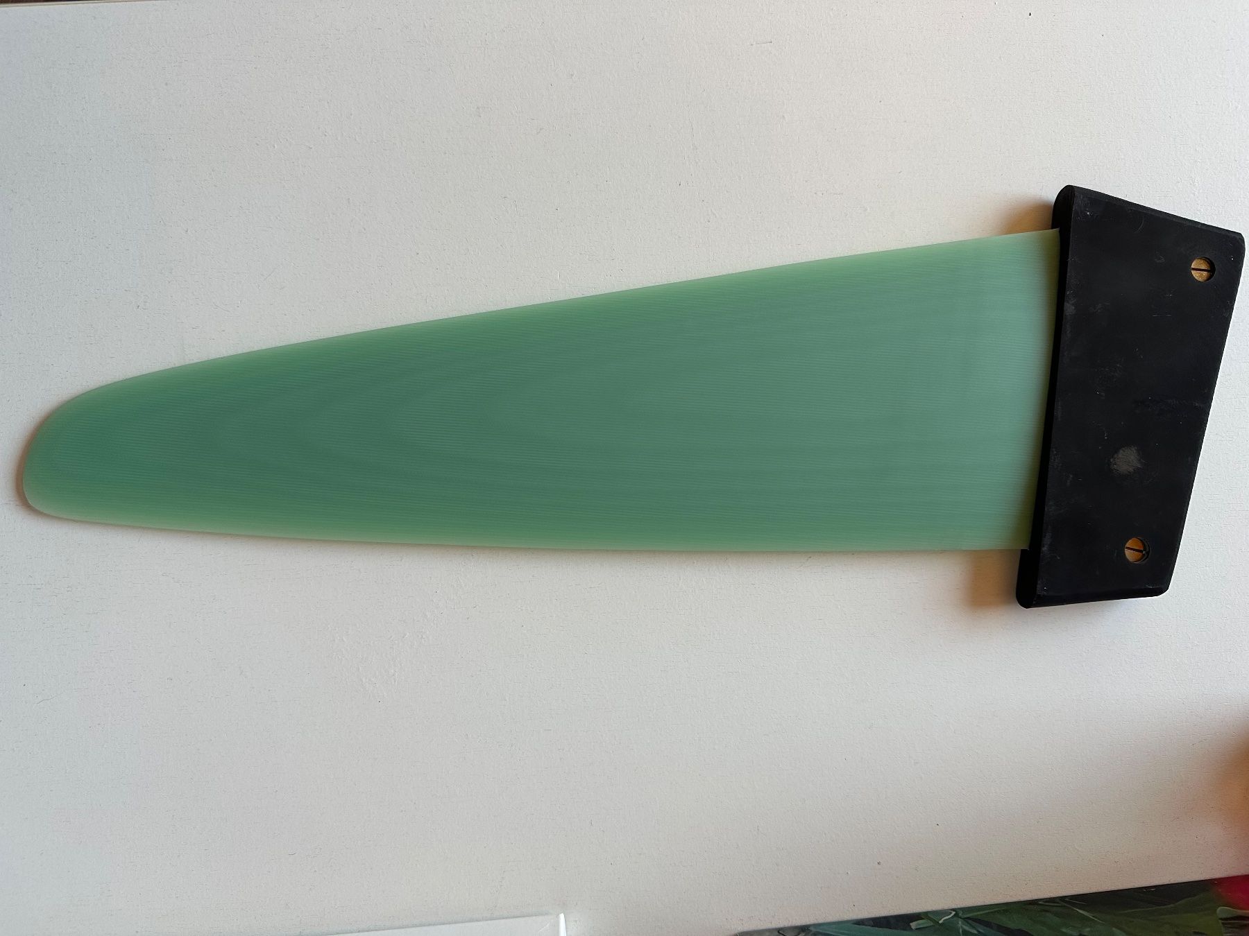 Tavole da surf e di nuoto: Aileron de planche à voile – Nuovo e nell'imballaggio originale da Confignon venduto da fredo022