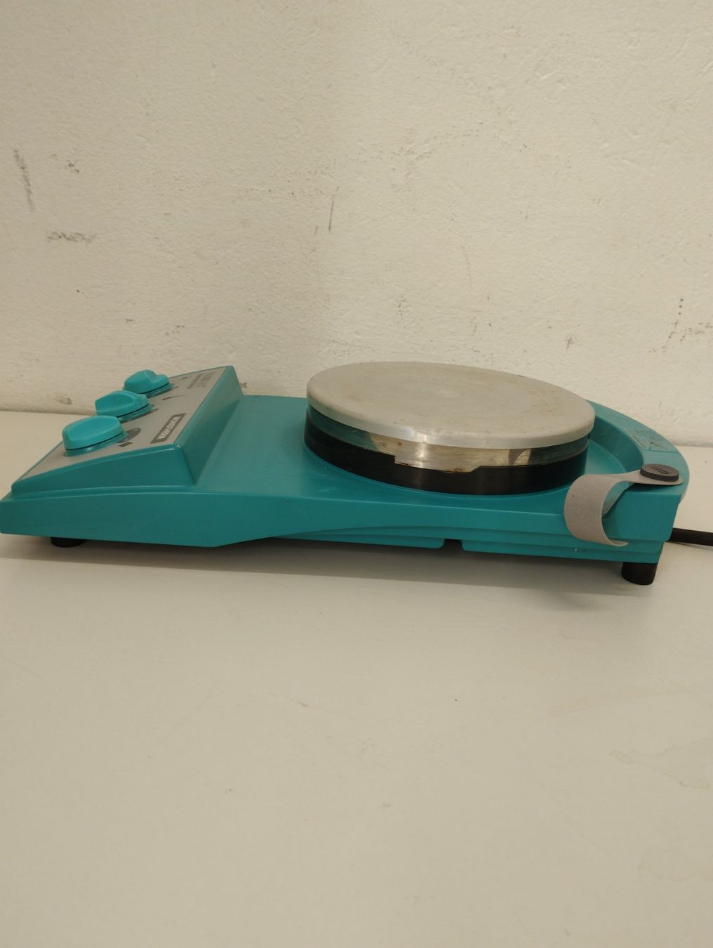 Accessori da laboratorio: Variomag Monotherm Magnetrührer – Usato da Niederdorf venduto da LeptonAG_Labor 3