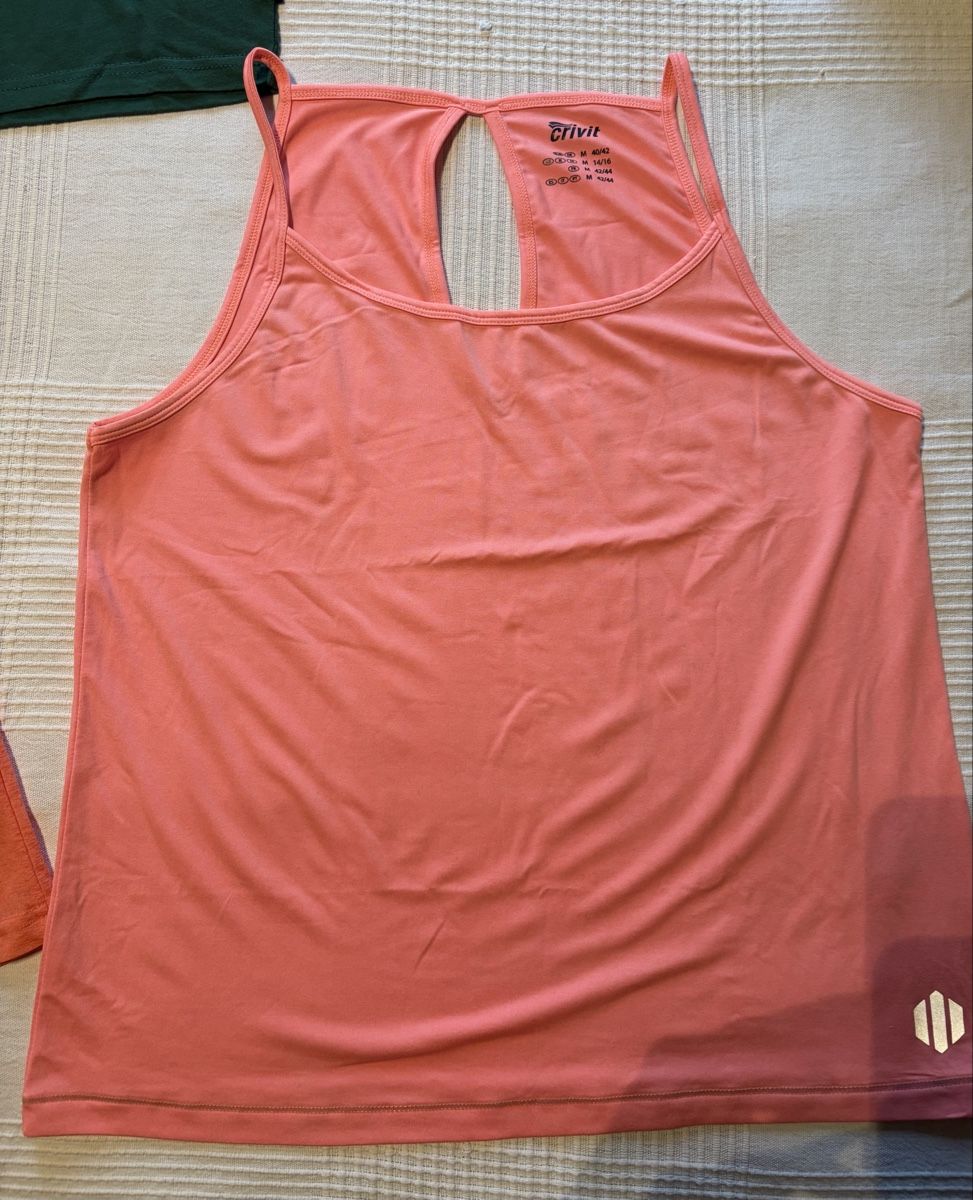 Lotti di vestiti: Sport-Oberteil Paket – Usato da Hauptwil venduto da BernadettS 3