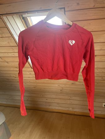 Rotes Sport-Shirt Grösse S, Atmungsaktiv