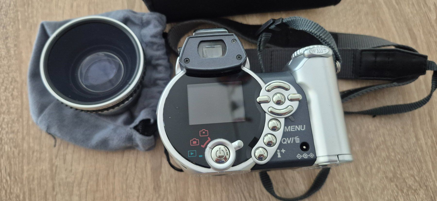 Minolta Fotocamera: Konica Minolta Digital Kamera – Usato da Lyss venduto da Delta-1 2