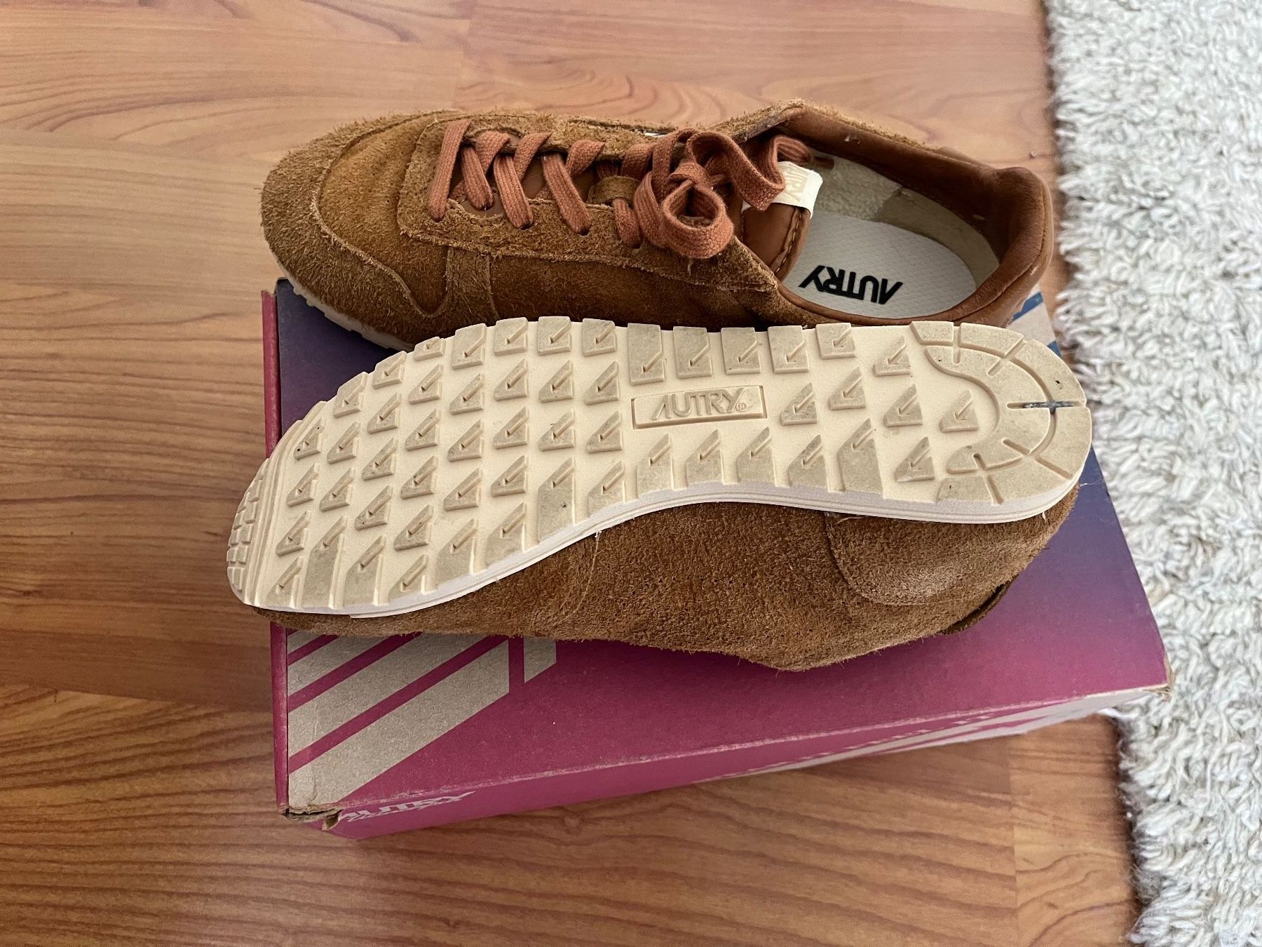 Autry Damenschuhe: Autry  Sneaker Windspin Gr. 40 – Gebraucht aus Utzenstorf von Ismaele 1