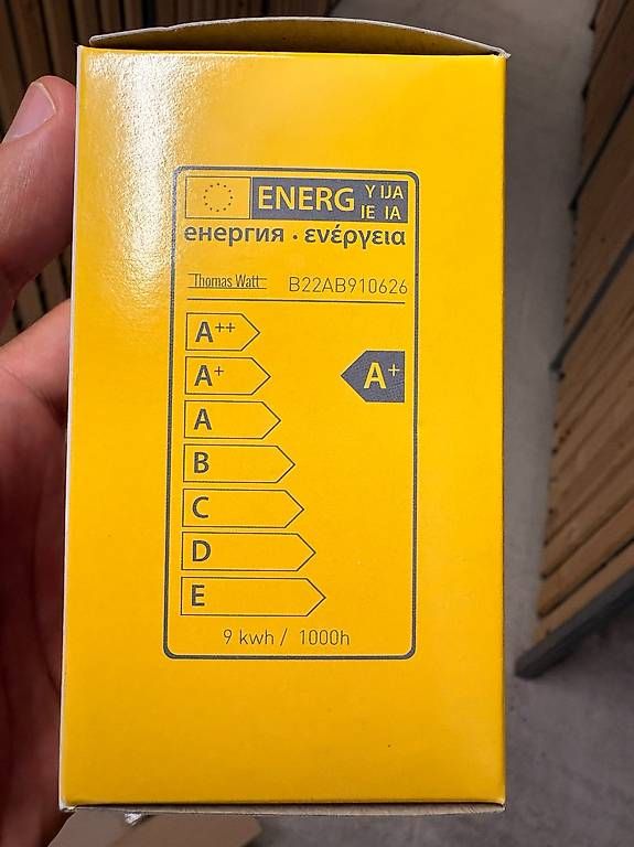 Lampade: Ampoule B22 60WATT – Usato da Châtel-St-Denis venduto da lau_7cf7 3