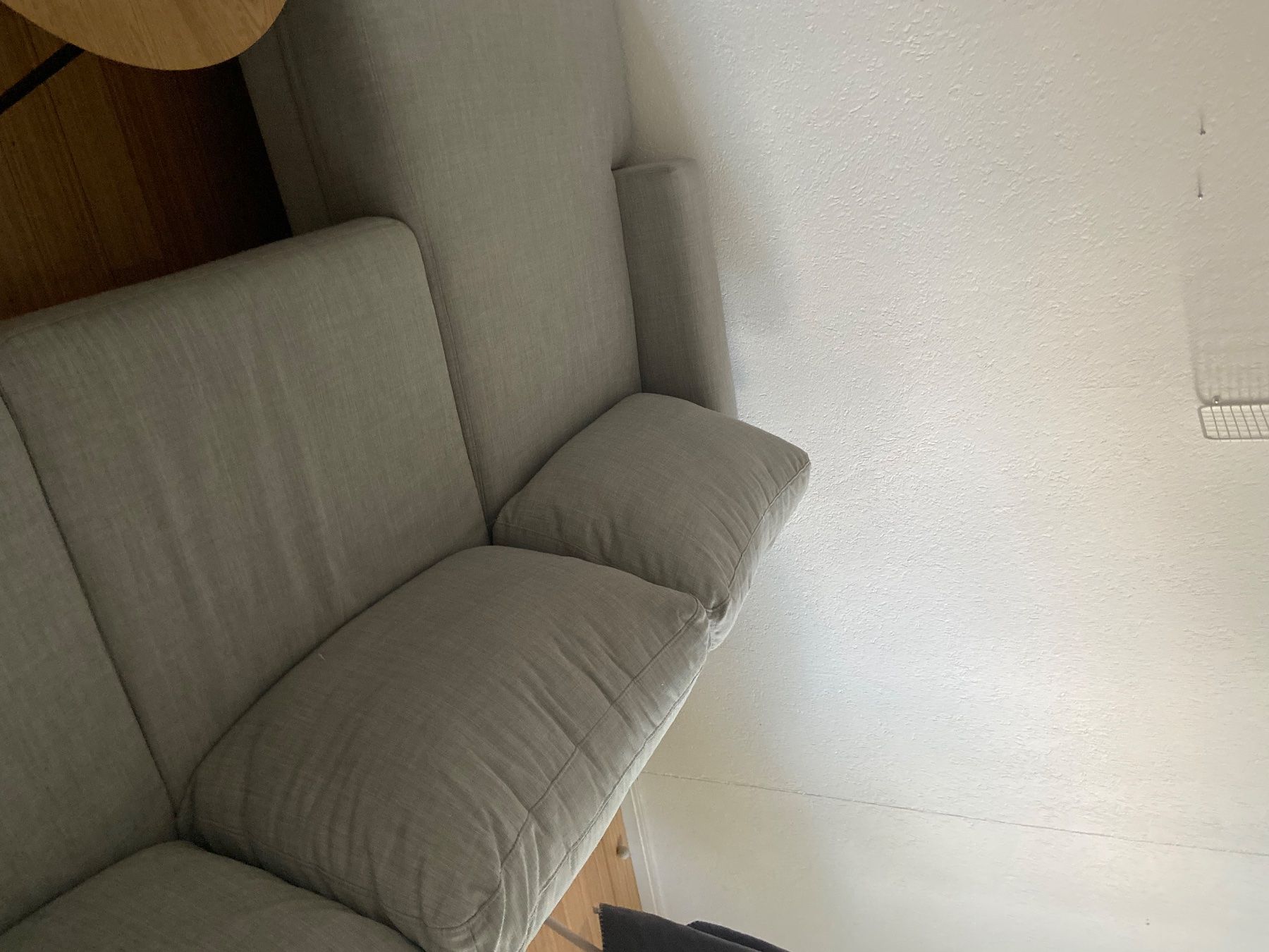 Jysk Sofas: Canapé 3 places – Gebraucht aus Morges von jus_n6qc