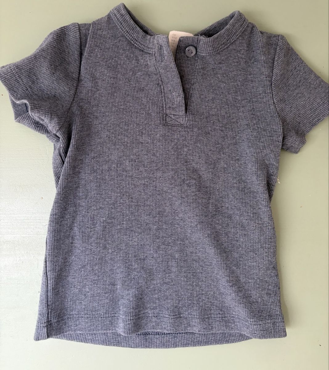 Lotti & Set di vestiti: Mädchen T-Shirt Sommer set, 12-18 Monate. – Usato da Birrhard venduto da goncaloaniceto 7