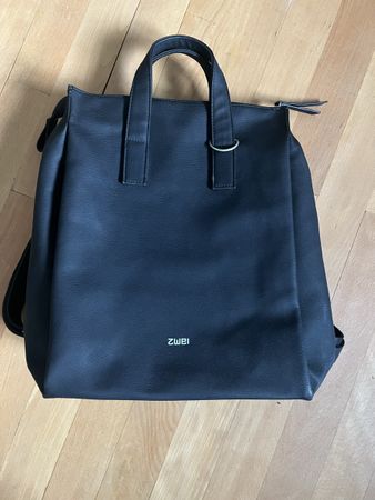 Schwarzer ZWEI Rucksack, super Zustand!