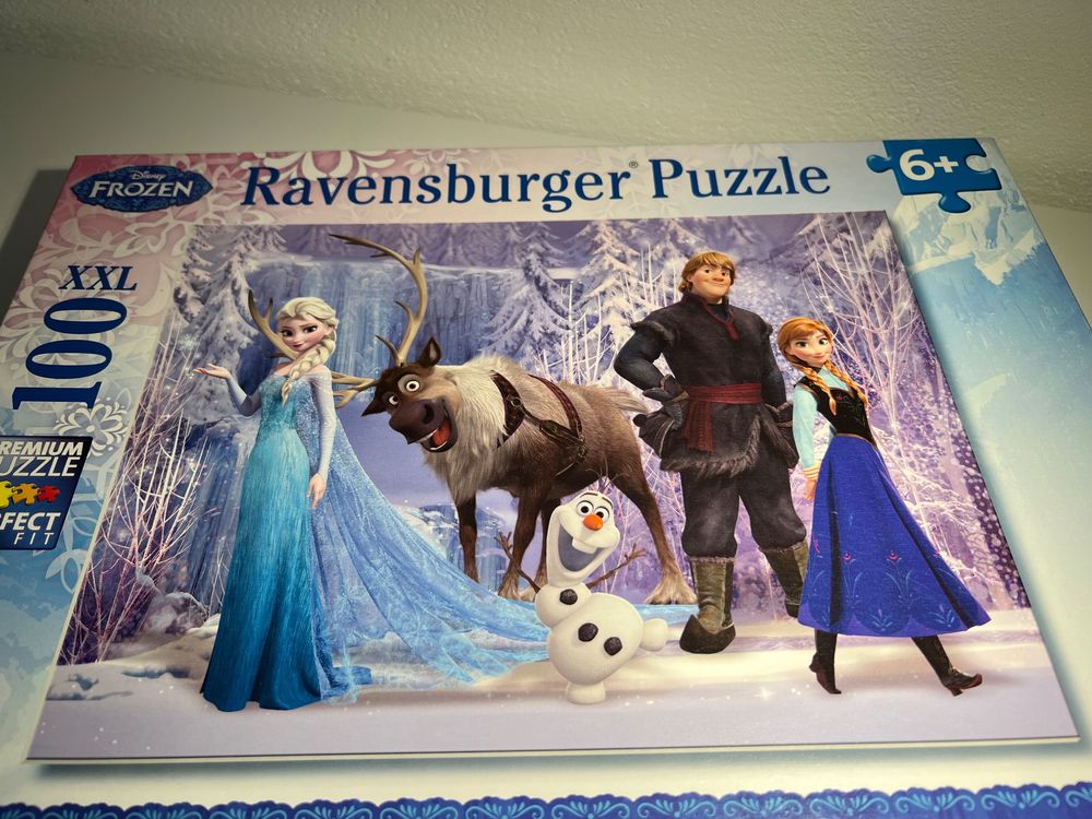 🧩 Puzzle Im Reich der Schneekönigin - 100 Disney Frozen🧩 | Kaufen auf  Ricardo | Puzzles