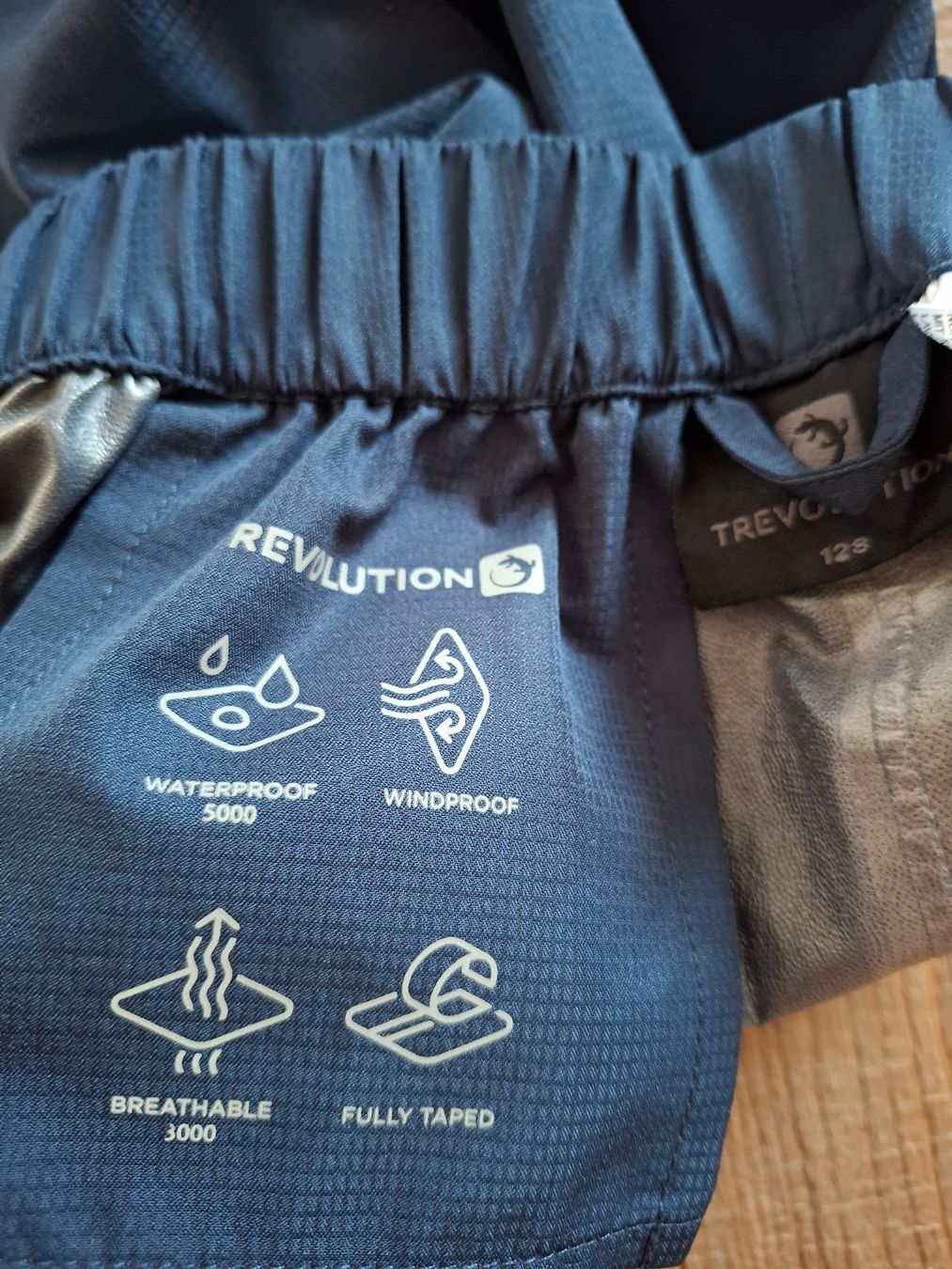 Trevolution Pantalons: Regenhose Kinder Gr. 128 – D'occasion à Tentlingen par RHK_7 1