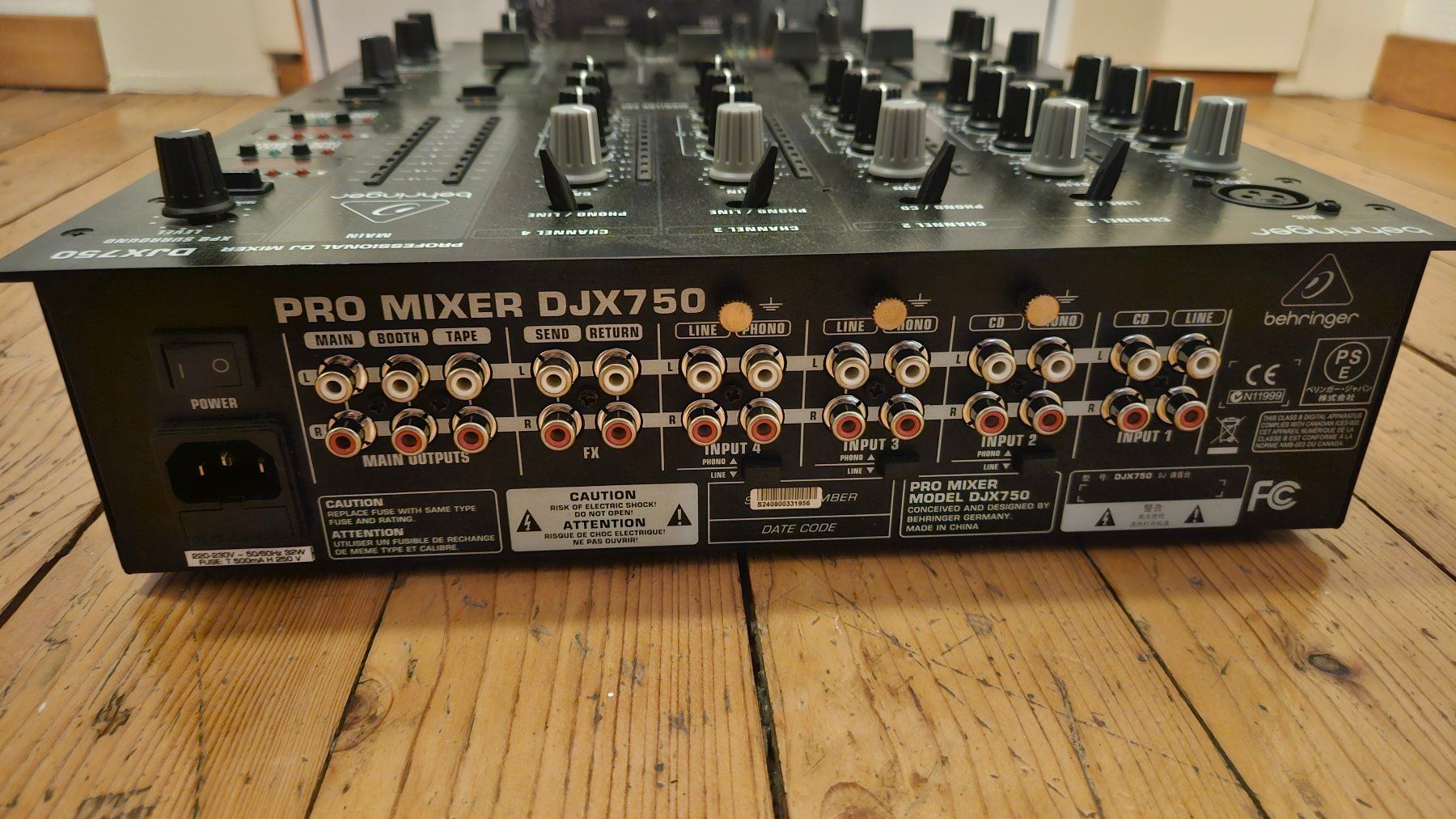 Behringer Mischpulte: Behringer DJX750 Pro Mixer – Gebraucht aus Männedorf von egl_nfg9 2