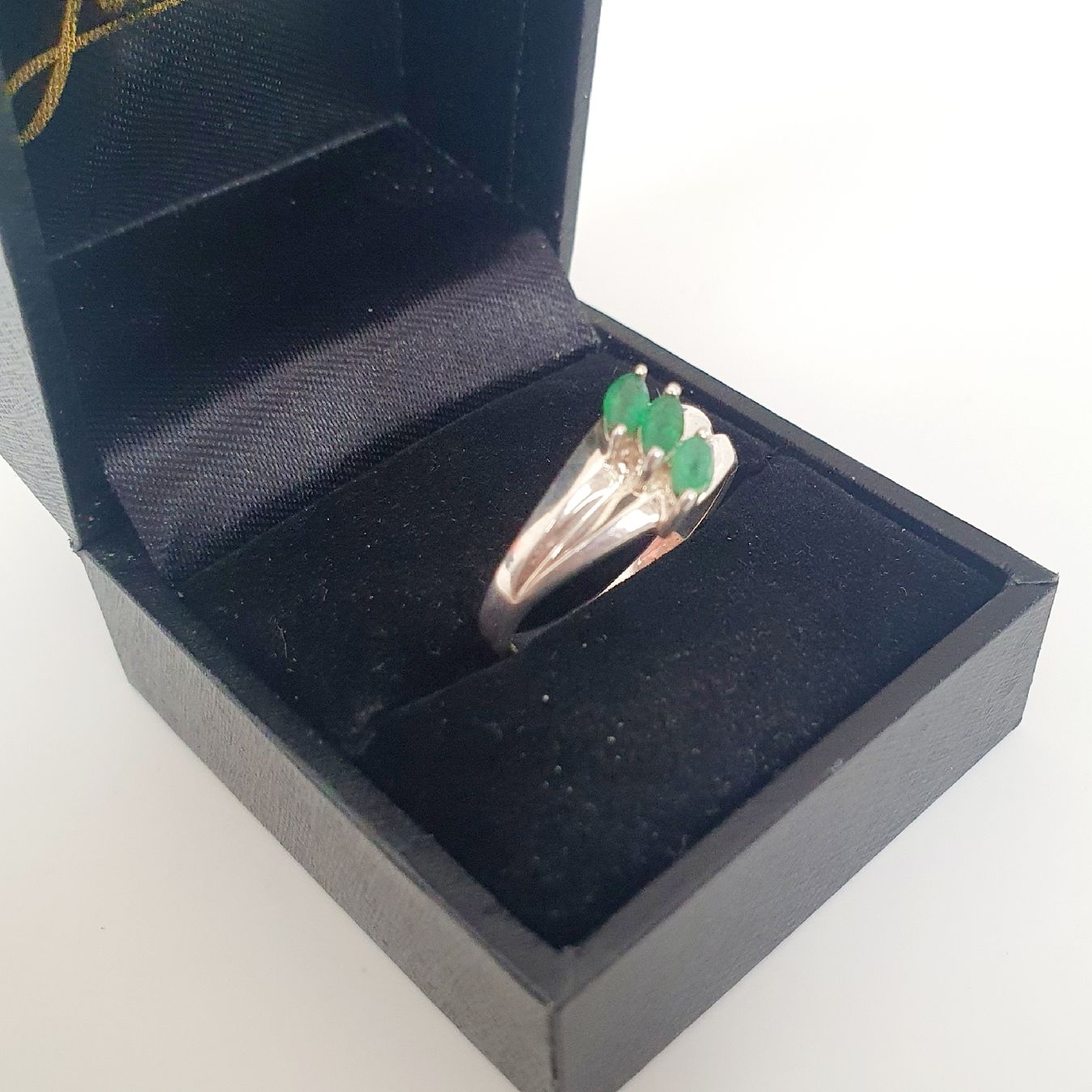 Anelli: Ring mit 3 Smaragden 925 Silber Gr 18,1 mm – Usato da Kreuzlingen venduto da Wunderkiste123 2