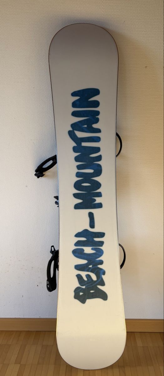 Board: Snowboard Beach Mountain Gr. 142 mit Nitro Bindung – Usato da Degersheim venduto da joe_g9sr 1