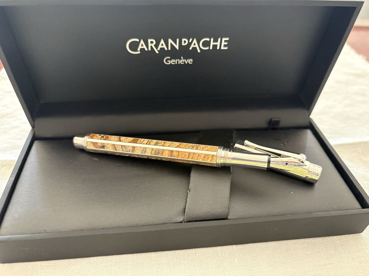 Caran D'Ache Penna & Evidenziatori: Caran D'Ache collection Varius – Nuovo e nell'imballaggio originale da Lugano venduto da Edera49