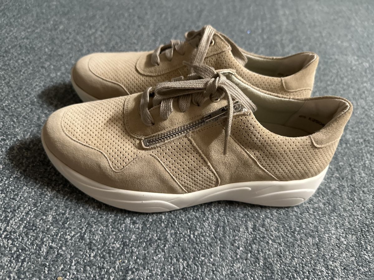 Chaussures femmes: Solidus Halbschuhe Gr 39.5 – Neuf avec emballage d'origine à Baltschieder par YmroBe 1