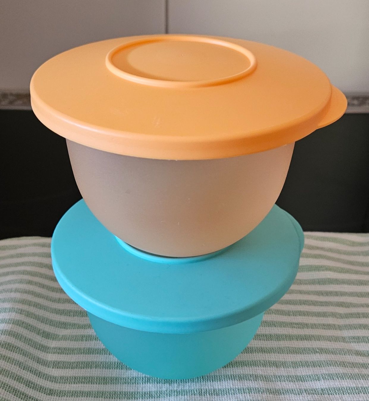 Tupperware Contenitori & Simili: Aqua Dessertschalen – Nuovo e nell'imballaggio originale da Hasle b. Burgdorf venduto da buddle32 1