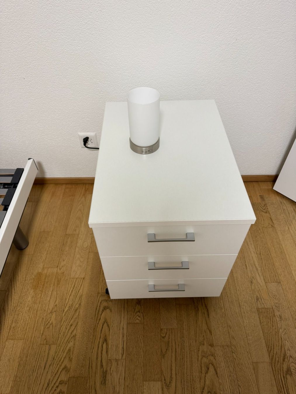 Comodini: Nachttisch – Usato da Lohn-Ammannsegg venduto da kai_26m5
