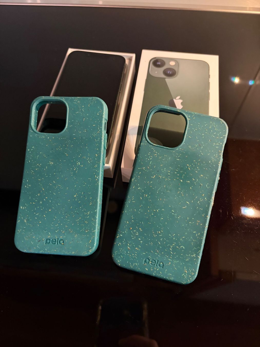 Apple Telefoni cellulari / Smartphones: iPhone 13 mini 128GB Green, Ladebuchsenwackel – Usato da Brunnadern venduto da isa_mml7 3