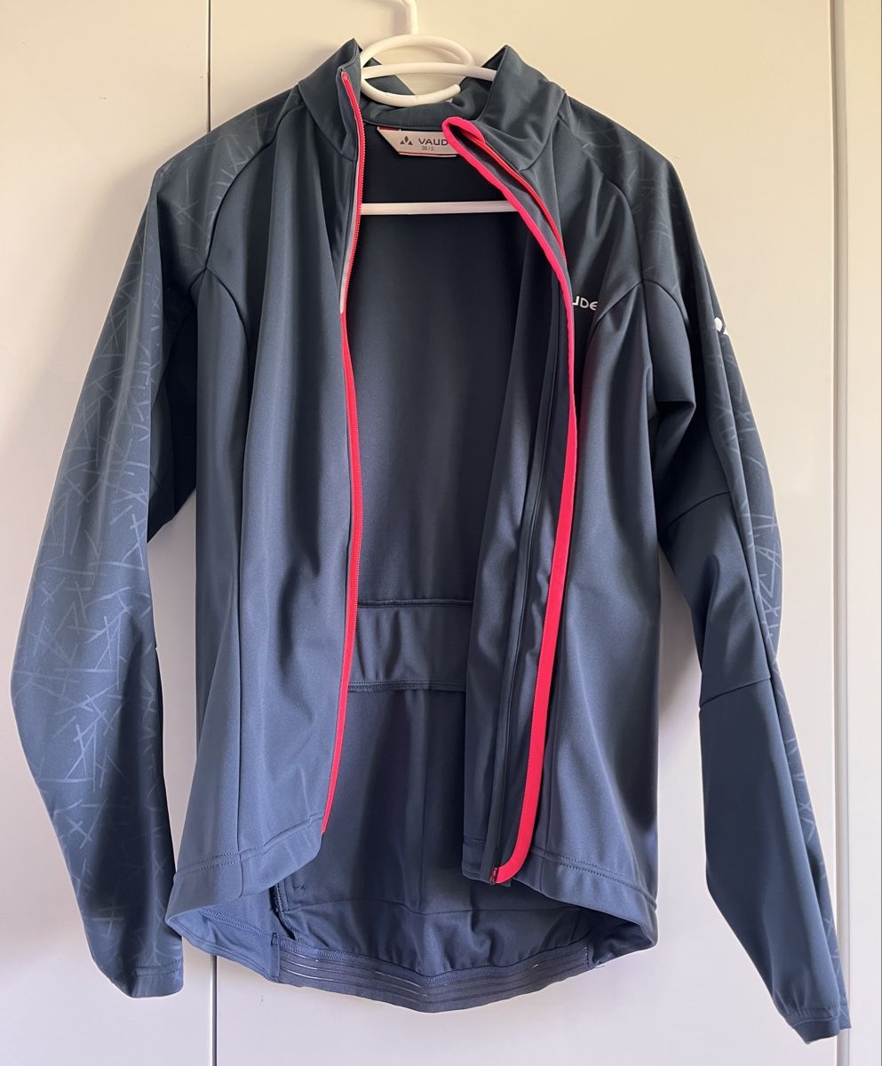 Vaude Vestes: Softshell Jacke Vaude Grösse 38 – D'occasion à Zürich par birdienamnam