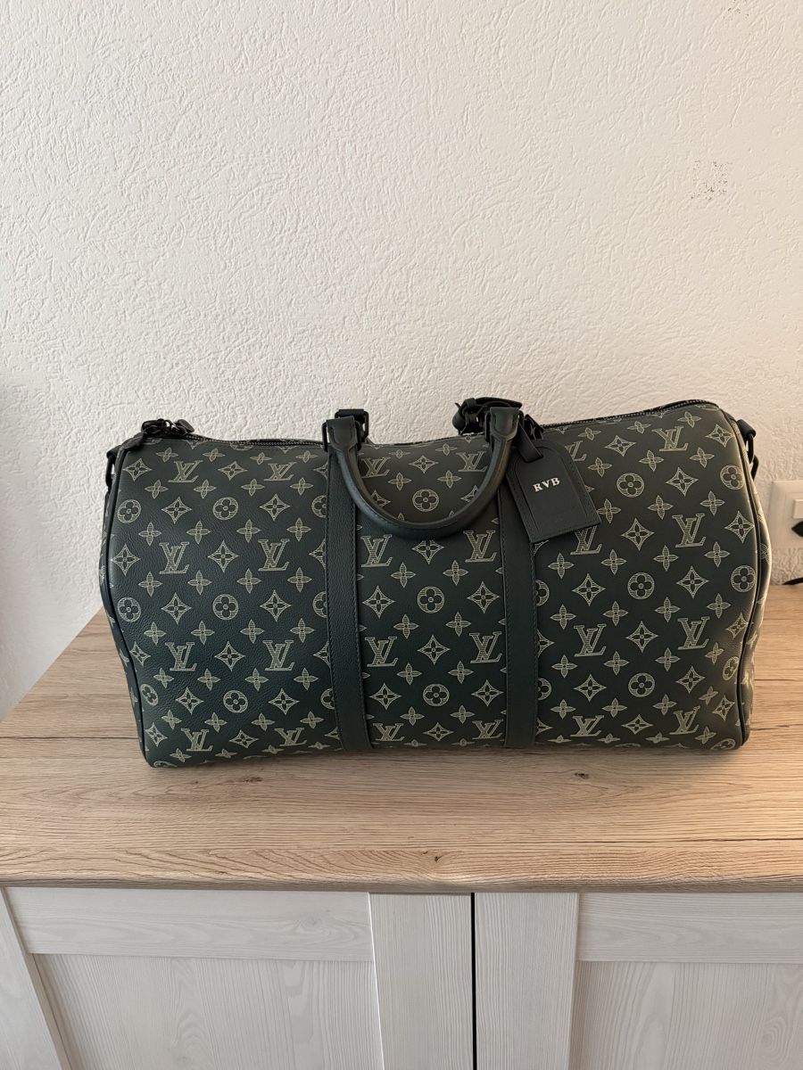 Louis Vuitton Taschen: Lv Keepall Monogramm Shadow Grün – Neu und originalverpackt aus Spiez von vvo_627h