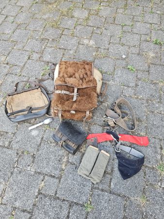 Schweizer Armee Rucksack mit Zubehör 2