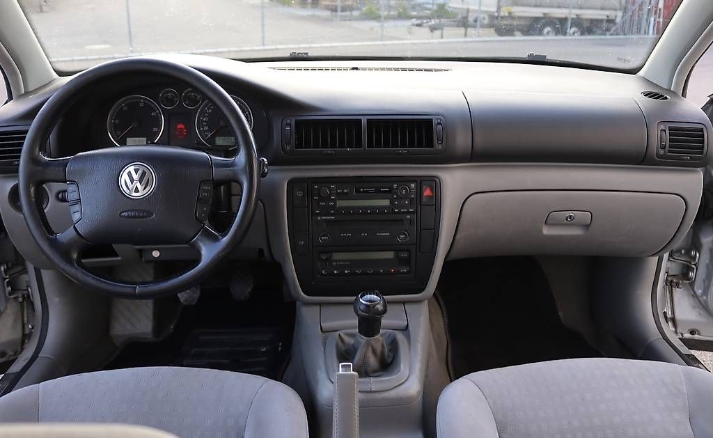VW Autos: VW Passat Variant 1.9 TDI – Gebraucht aus Eschlikon TG von Oksana.M 2