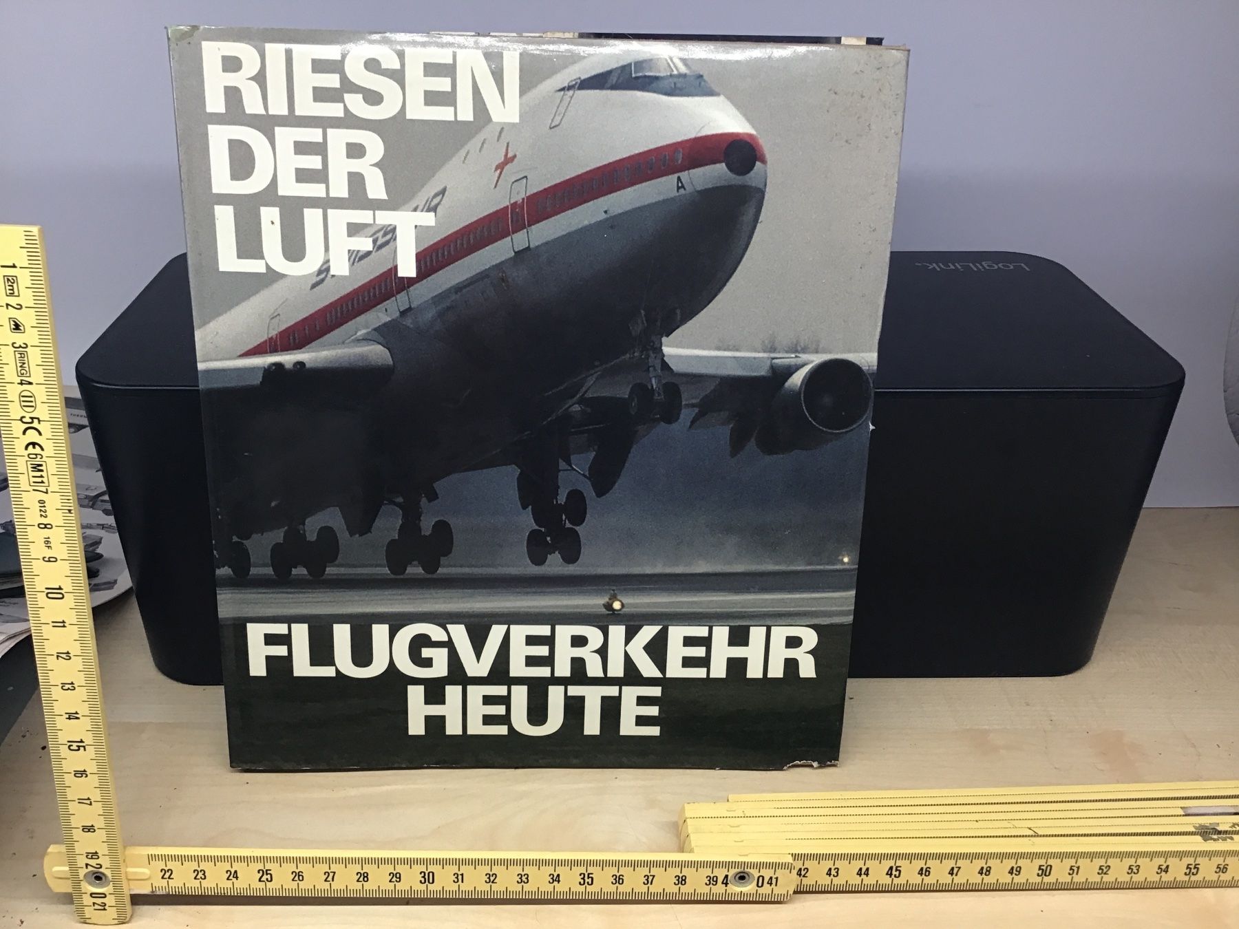 Libri: Buch "Riesen der Luft - Flugverkehr heute" – Usato da Männedorf venduto da Modell-Spezialisten