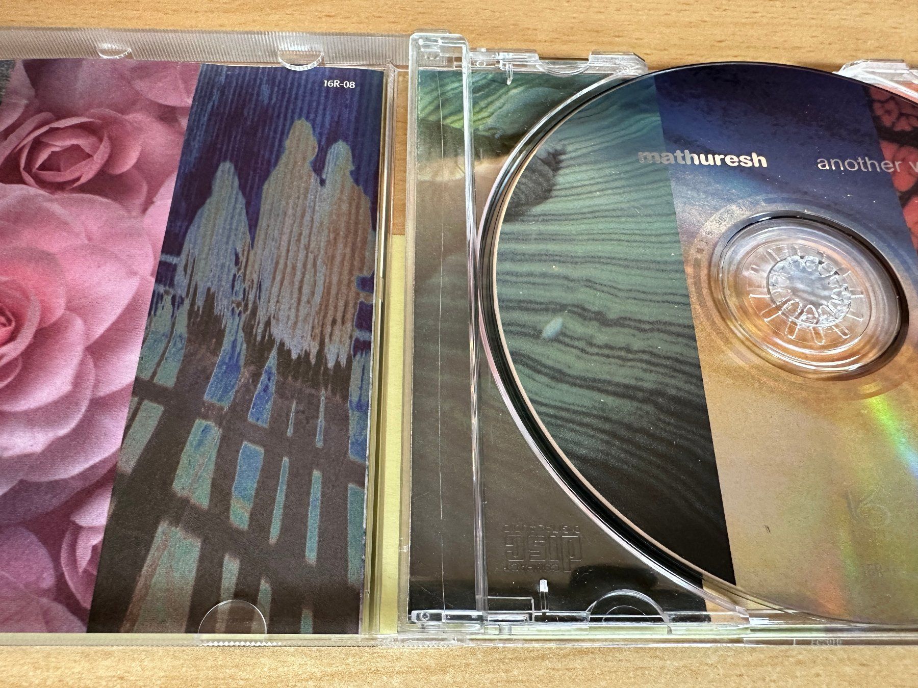 CD: Mathuresh – Another World – Usato da Rikon im Tösstal venduto da Alpenmutz 2