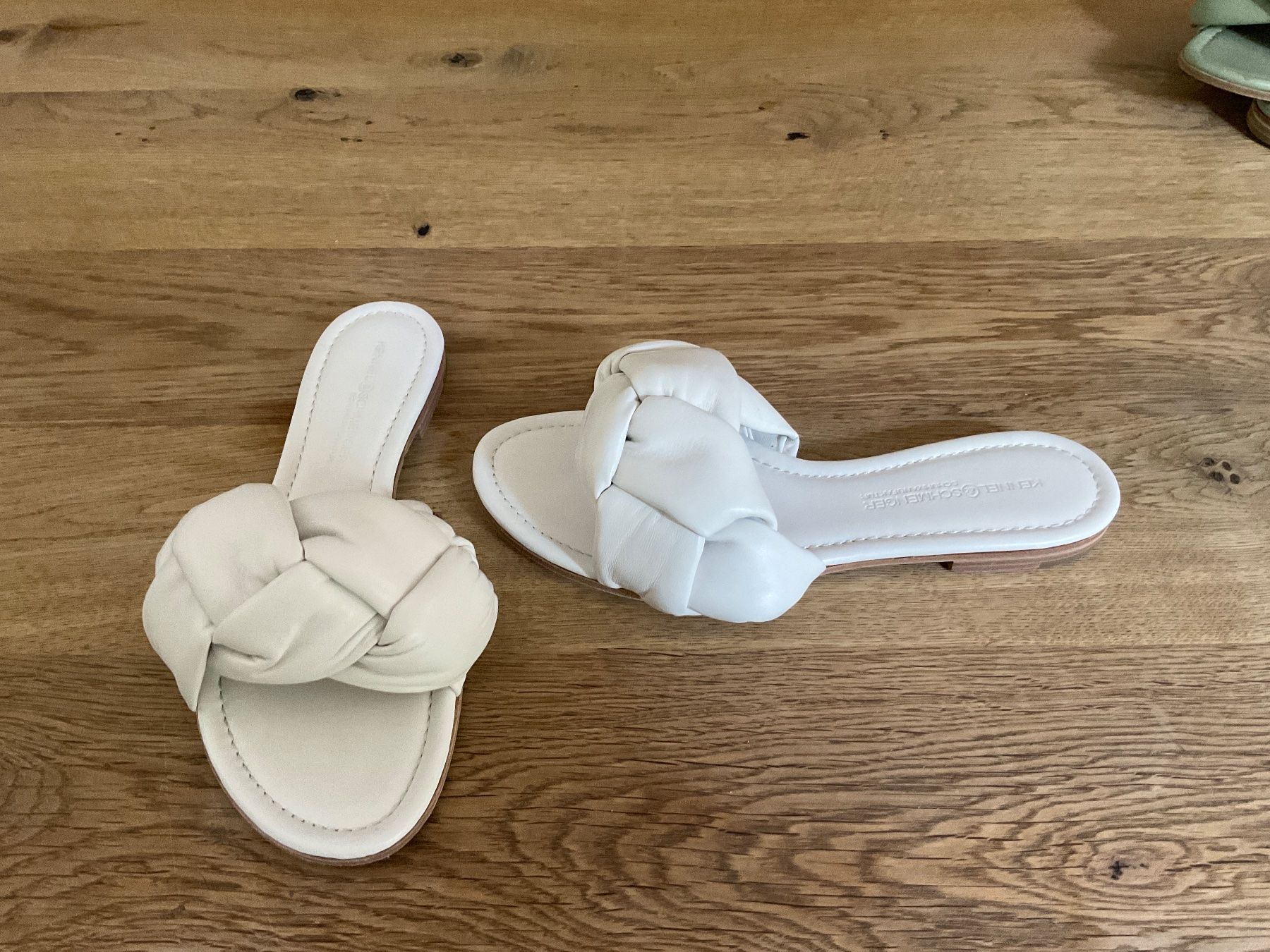 Chaussures femmes: Slides von Kennel& Schmenger – D'occasion à Maur par sosteme 1