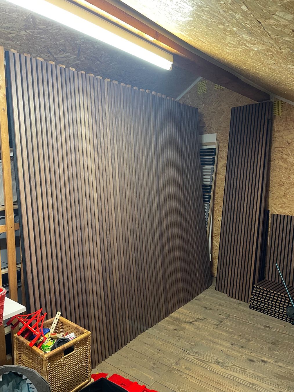 Altri accessori: Restposten hochwertiger Akustikpaneele dunkles Holz – Usato da Winterthur venduto da Mondulus56 1