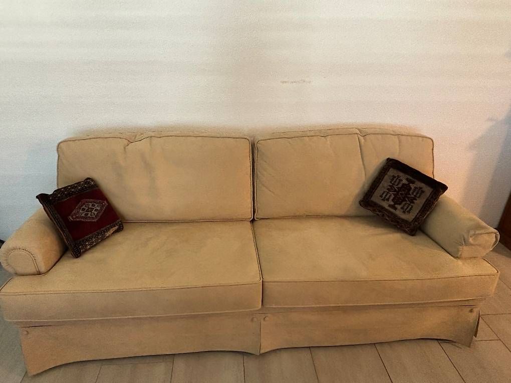 Divani: Sofa mit Fauteuil – Usato da Jona venduto da Nimbe