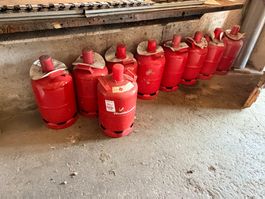 9 Gasflaschen (Lot 226) 6017 Ruswil