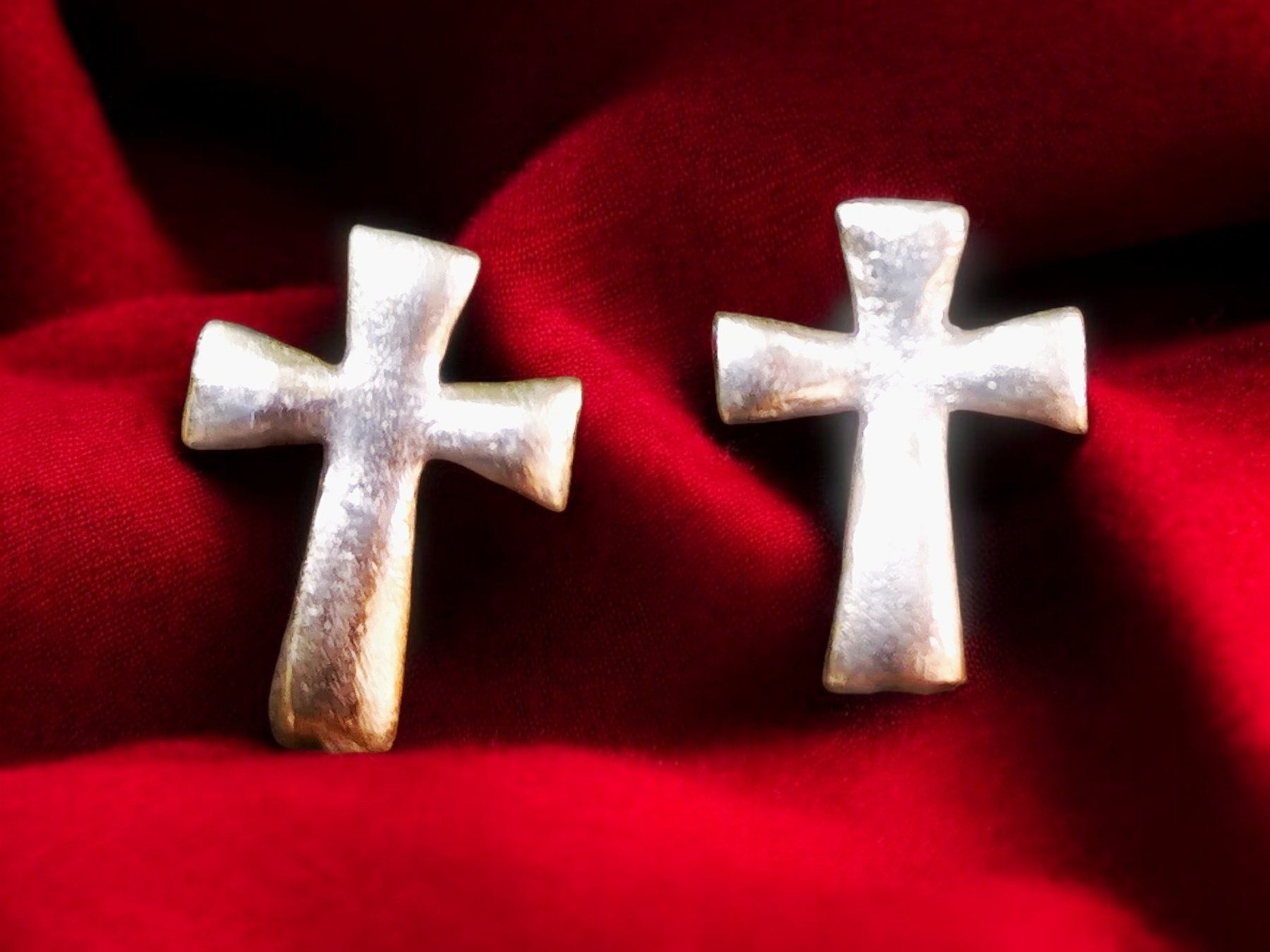 Orecchini pendenti & Orecchini a lobo: Ohrstecker Kreuz aus Bronze – Nuovo e nell'imballaggio originale da Aarau venduto da Schmuckhoehle_MD 8