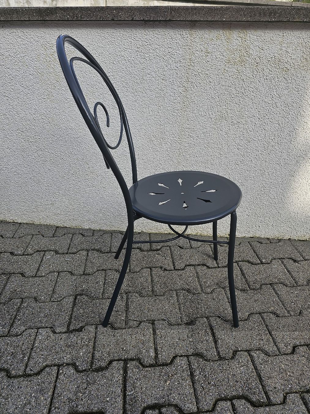 Set di tavolo e panche: Balkontisch Gartentisch 2 Stühle – Usato da Villnachern venduto da hasta08 6
