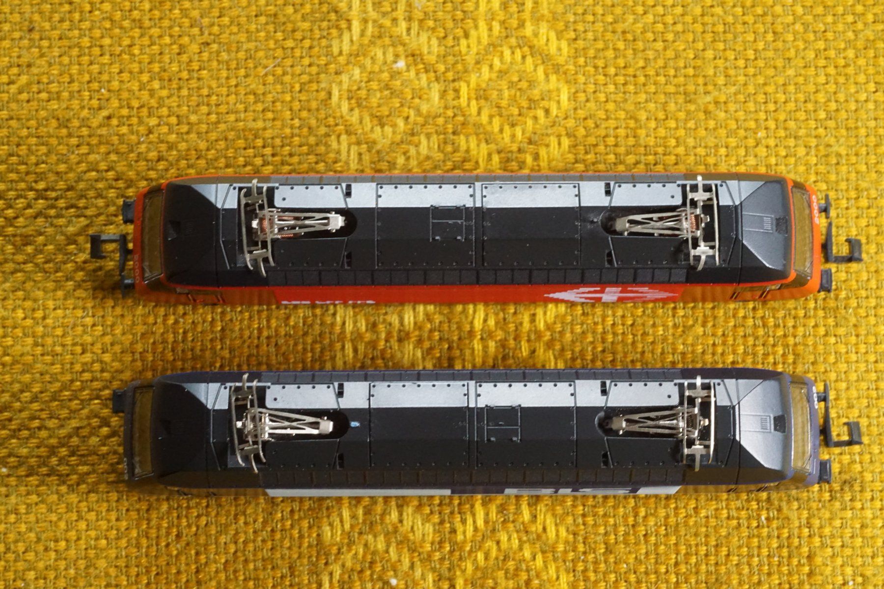Kato Modellini di ferrovie: 7 - KATO Re 460 SBB Bahn 2000 und BLS – Difettoso da Gränichen venduto da iknow 2