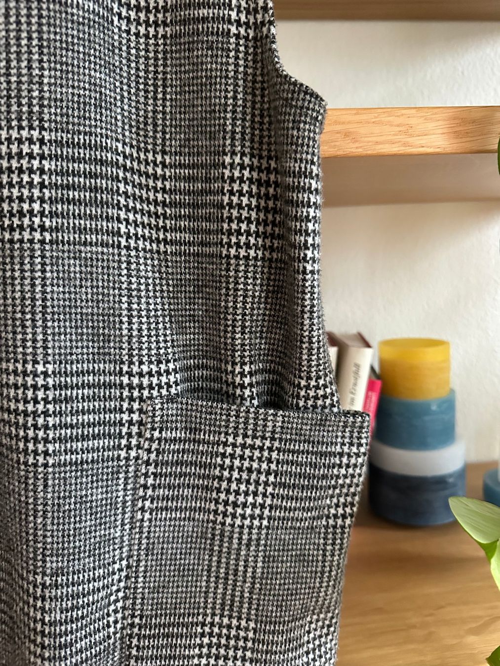 Vestiti: Strickkleid Fischgrätmuster – Usato da Zürich venduto da Honeyboo 1