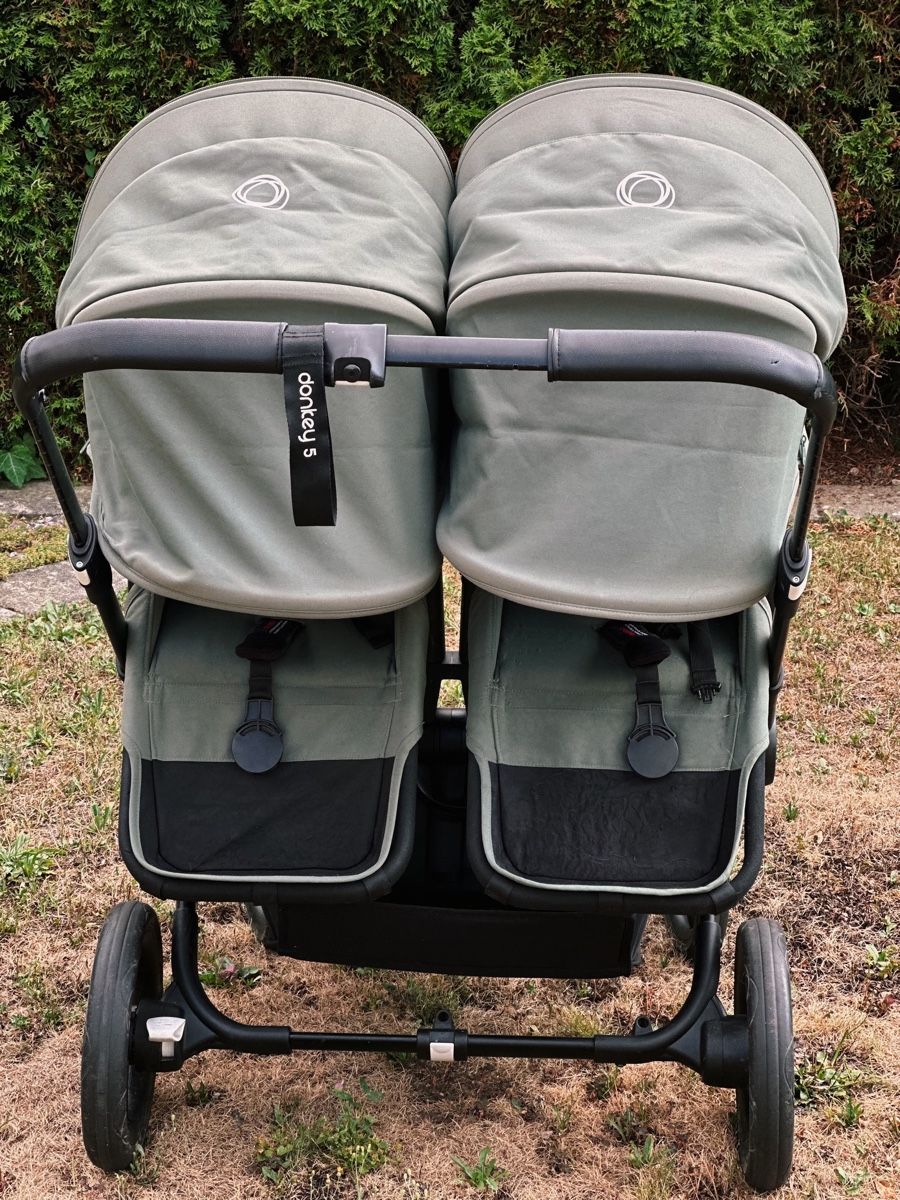 Bugaboo Kinderwagen: Bugaboo Donkey 5 Twin Stroller Forest Green Used – Gebraucht aus Affoltern am Albis von rot_682g
