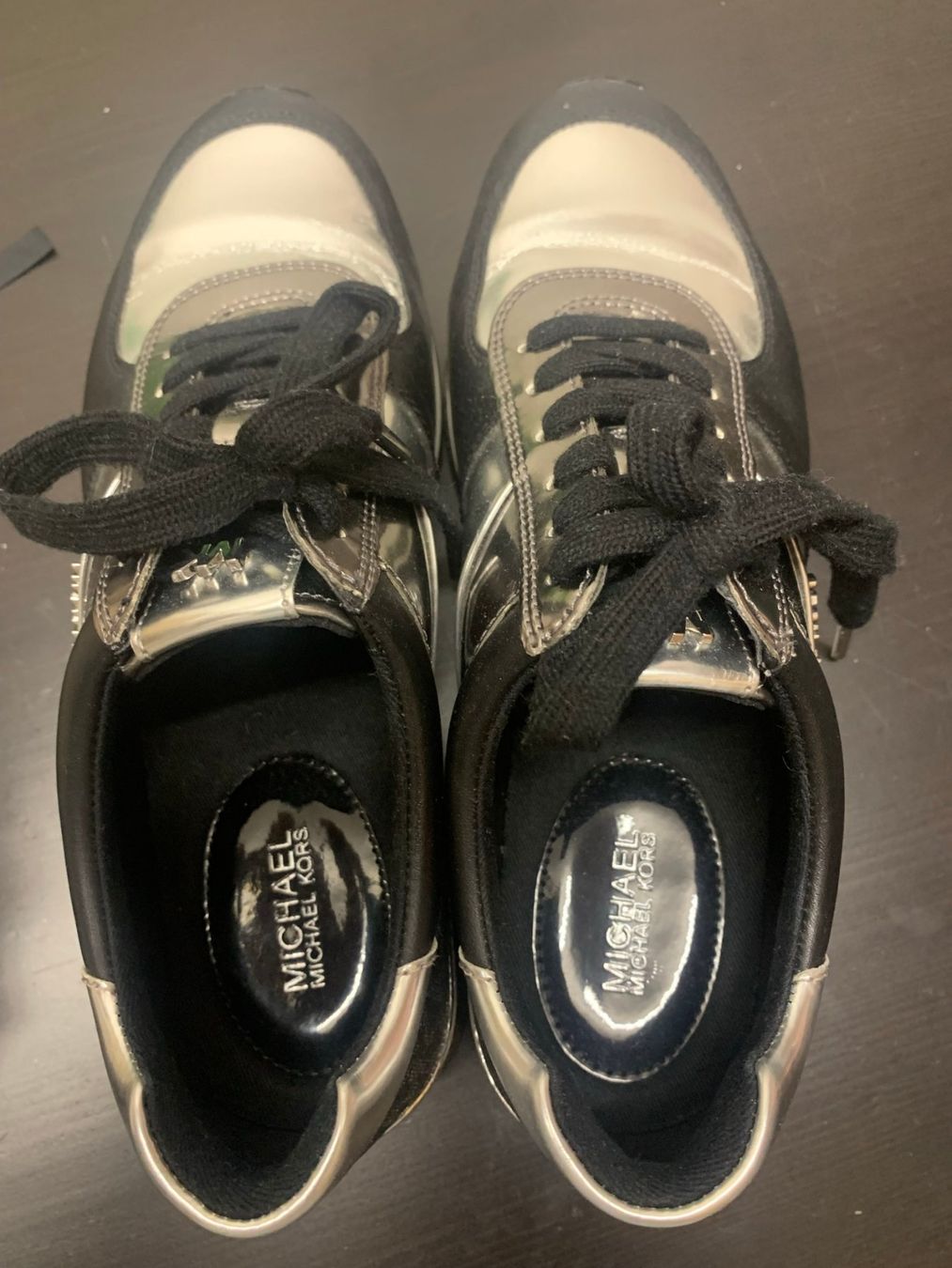 Michael Kors Chaussures femmes: Michael Kors Sneaker – D'occasion à Stallikon par ulv_k7jj 1