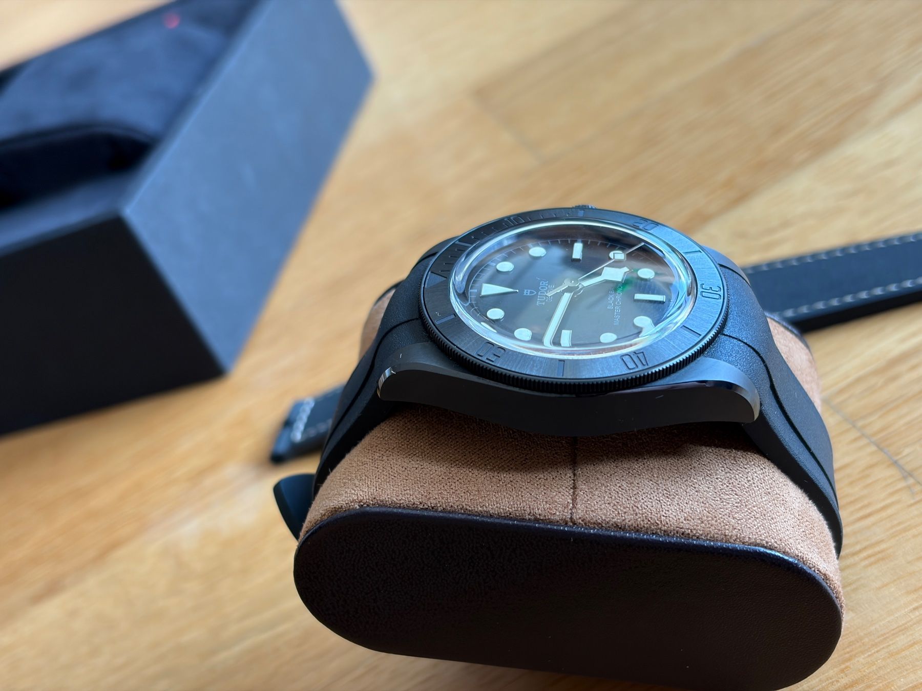 Tudor Montres: Tudor Black Bay Black Ceramic ref 79210CNU – D'occasion à Glattbrugg par Wo. 1