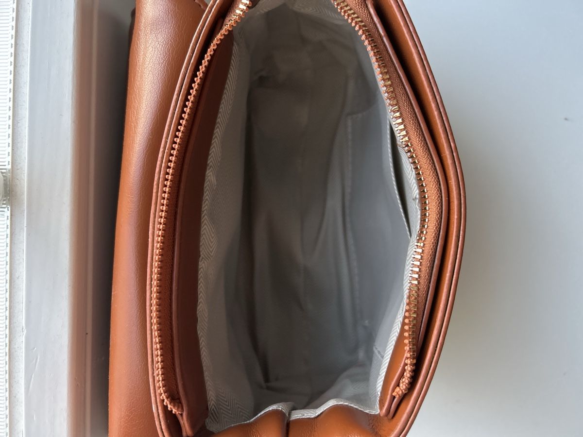 Taschen für Damen: braune Ledertasche – Neu und originalverpackt aus Hausen AG von cele01 4