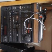 Technics Stereoanlage mit Plattenspieler und Kassettendeck