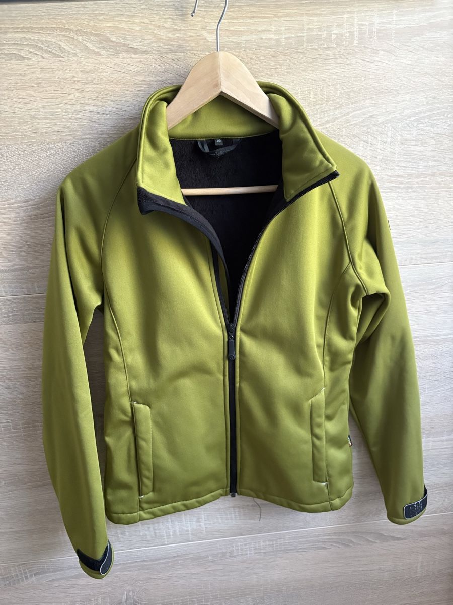 Rukka Jacken: Rukka Softgeljacke Grösse 36 – Gebraucht aus Nürensdorf von Yellowstone09 2