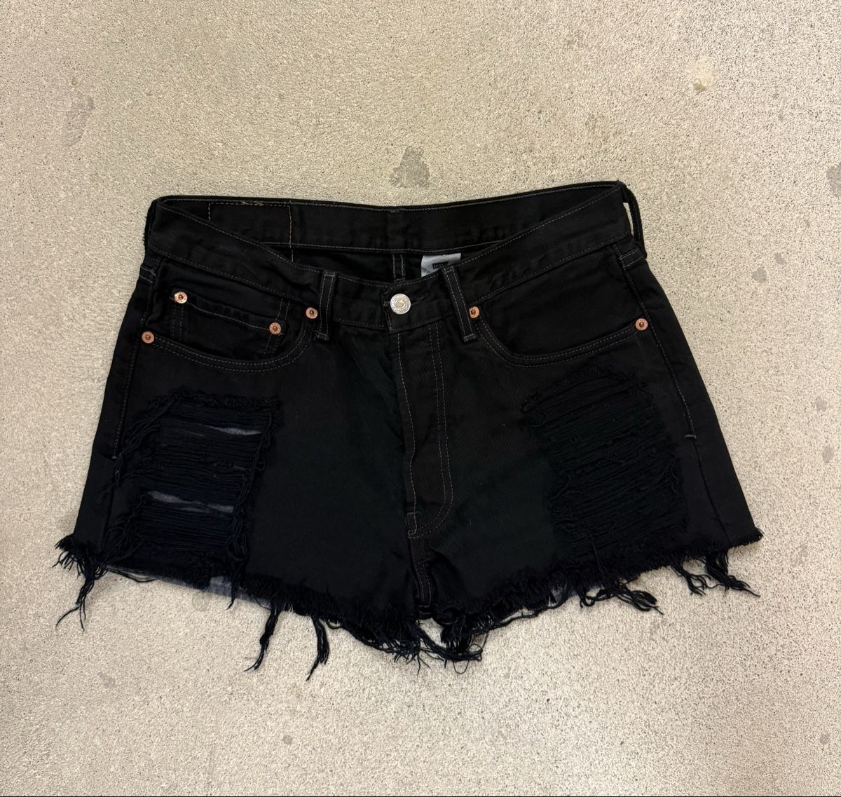 Levi's Jeans: levis jeans shorts schwarz – D'occasion à zürich par lau_9t77