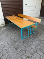 Klapptisch und Bank