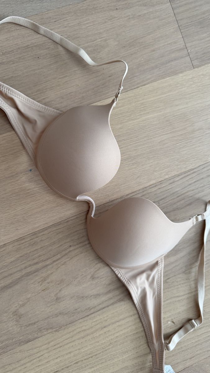 Altra biancheria intima: Diverse BHs (Grösse auf Bild) ca. 75C – Usato da Steinhausen venduto da inmumi 1