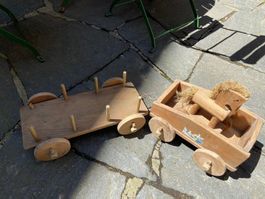 Auto aus Holz