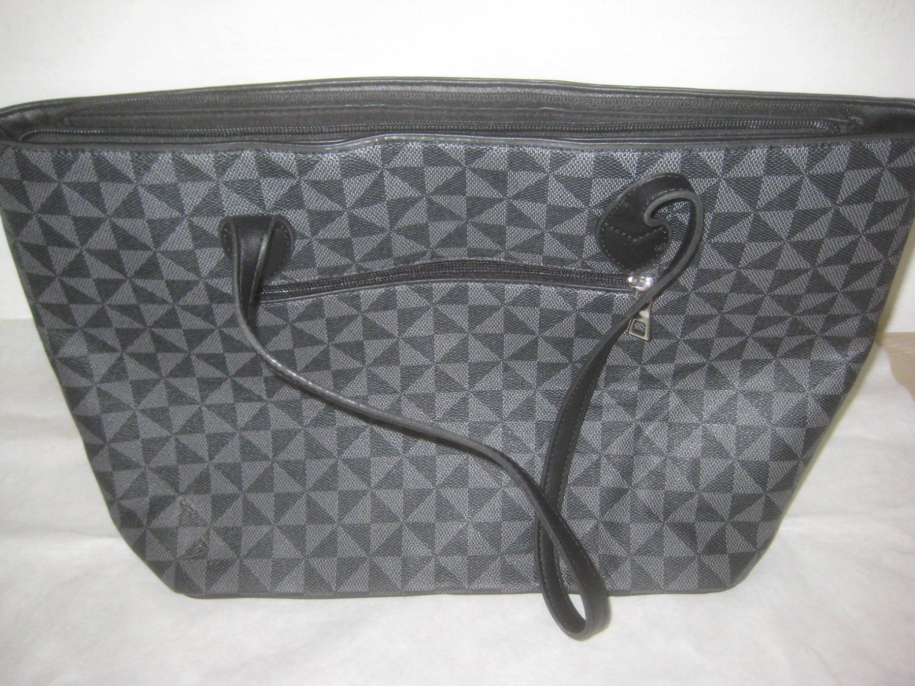 Borse da donna: DAMEN HANDTASCHE – Usato da Uster venduto da flocke1
